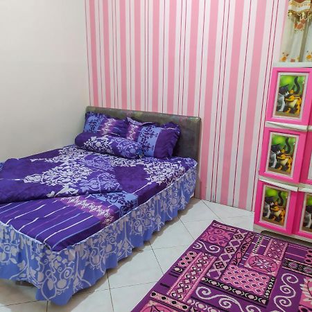 Dinotiyo Homestay Batu  Luaran gambar
